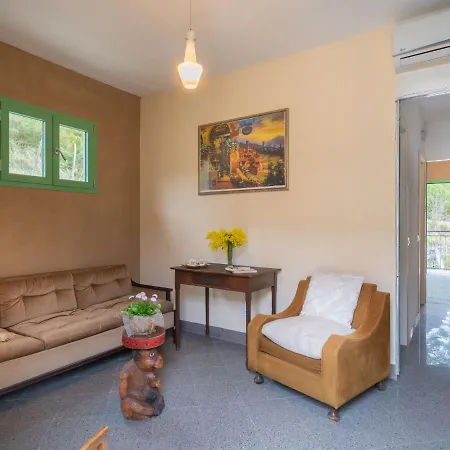 Сasa de vacaciones Oasi Colorata By Interhome